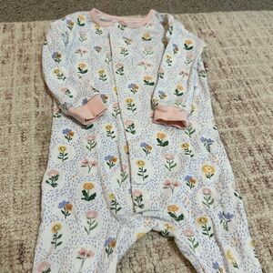 Magnetic Me 9-12 month organic cotton onsie